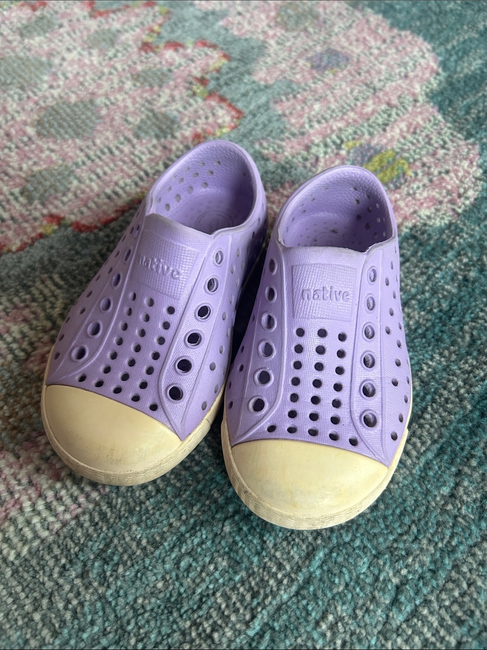 Native Kids Water Shoes in Lavender with Cream Toecaps